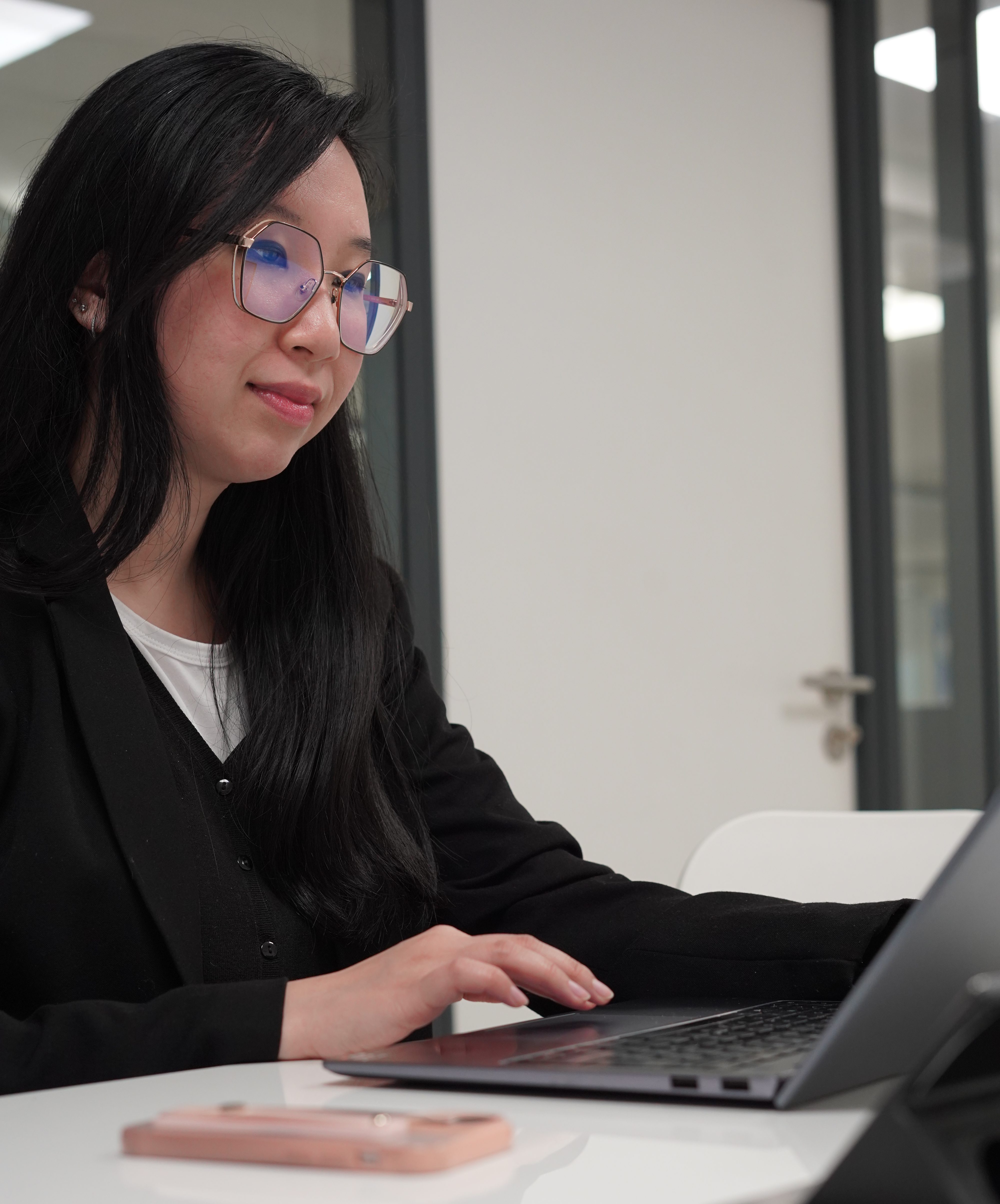 Veronique Duong - Consulting GEO Ereputation Branding
